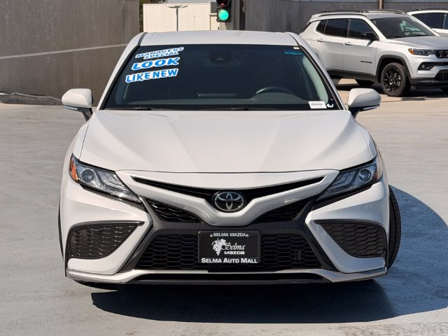 Used 2024 Toyota Camry XSE FWD image 3
