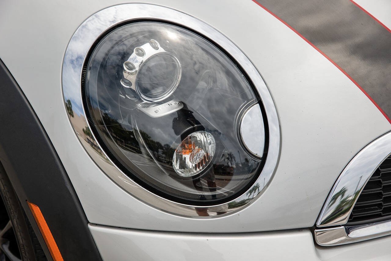 Used 2012 MINI Cooper John Cooper Works w/ Technology Pkg FWD image 16