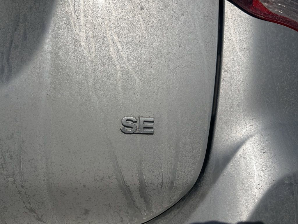 Used 2020 Mitsubishi Outlander SE image 14