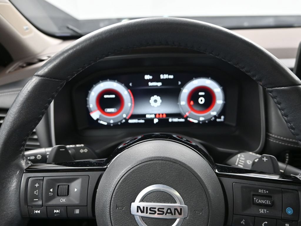 Used 2021 Nissan Rogue Platinum image 15