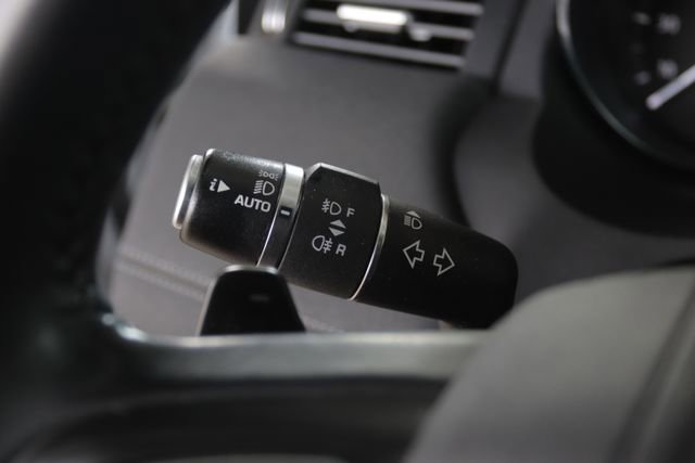 Used 2018 Land Rover Range Rover Evoque Landmark Edition image 14