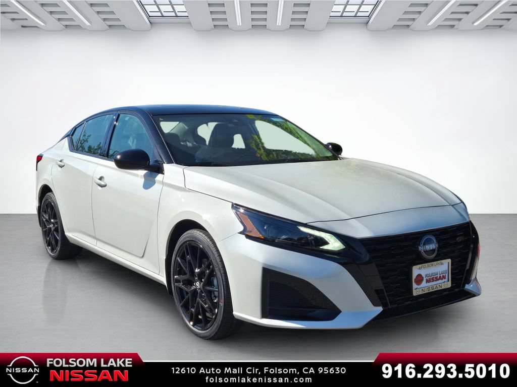 New 2026 Nissan Altima 2.5 SR w/ SR Midnight Edition Package AWD/4WD image 1