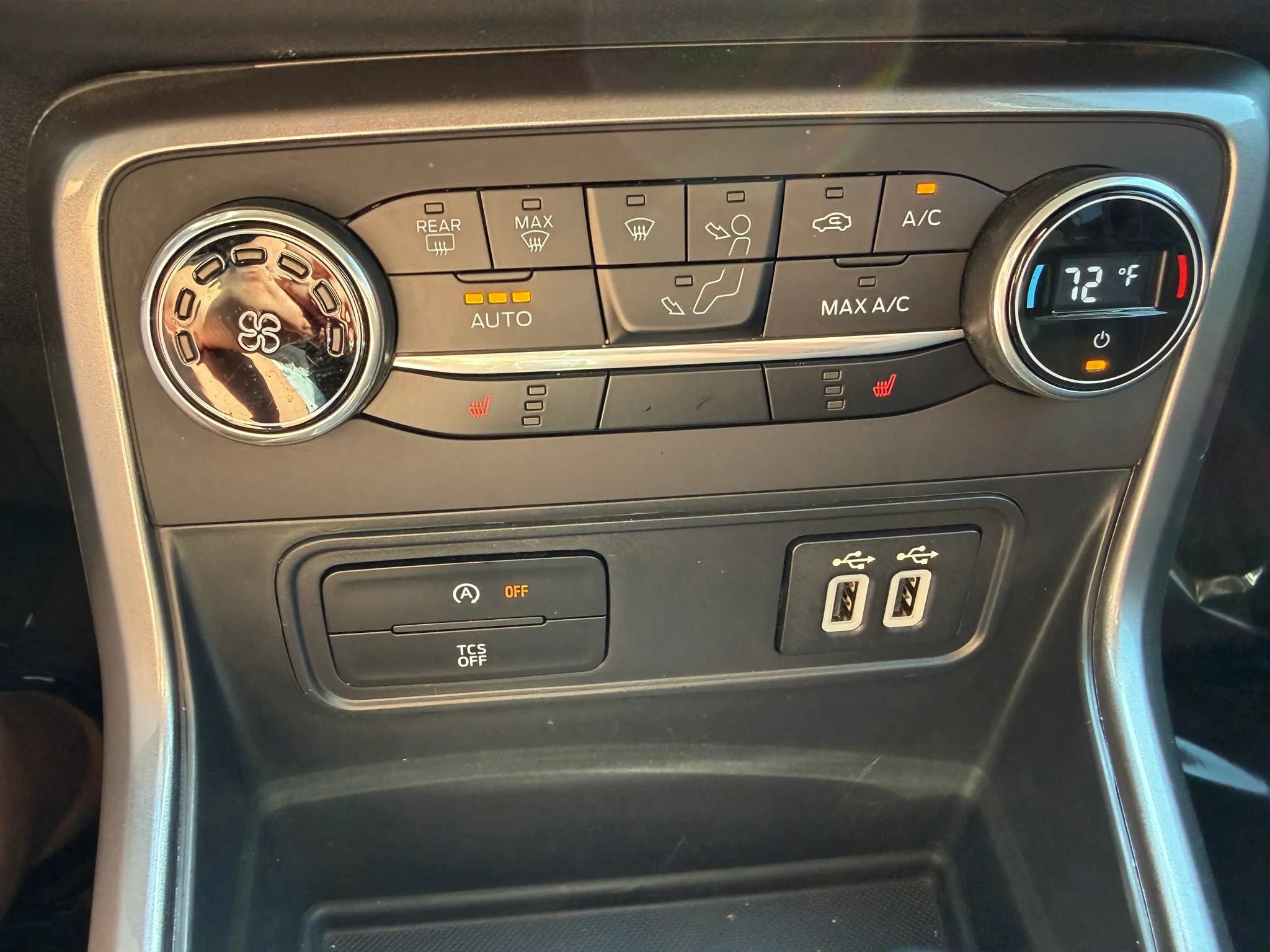 Used 2021 Ford EcoSport SE image 27