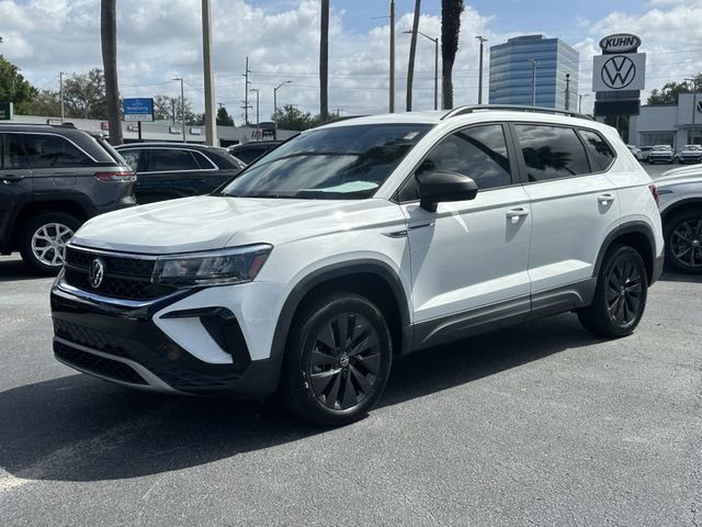 Certified 2022 Volkswagen Taos S FWD image 8