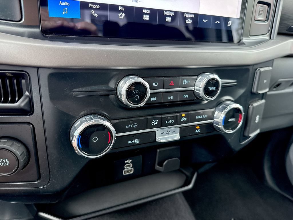 Used 2025 Ford F150 XLT w/ Equipment Group 301A Standard RWD image 53