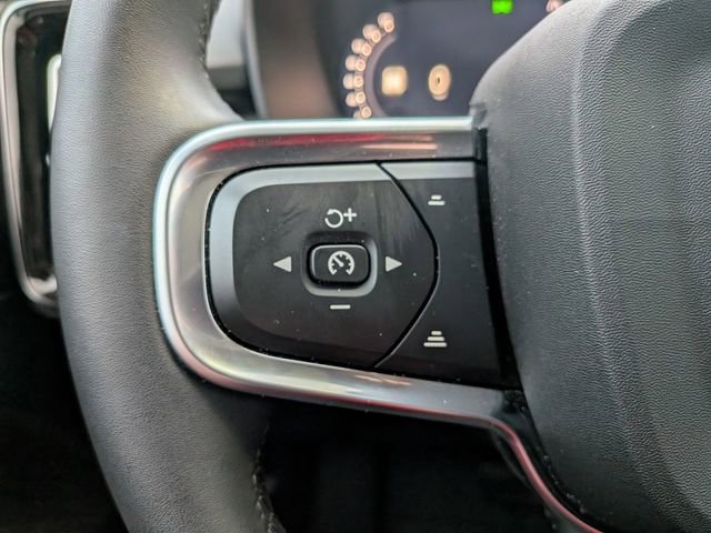 Used 2026 Volvo XC40 B5 Plus w/ Protection Package Premier image 13