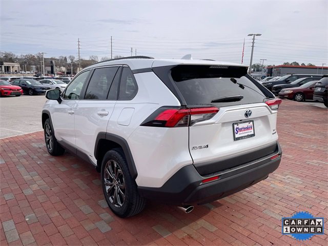 Used 2023 Toyota RAV4 XLE Premium image 34