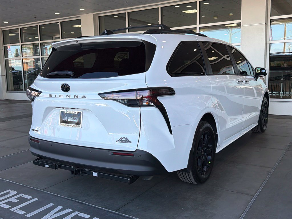 New 2026 Toyota Sienna XLE Woodland Edition AWD/4WD image 13