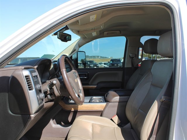 Used 2018 Chevrolet Silverado 1500 LTZ w/ LTZ Plus Package AWD/4WD image 12