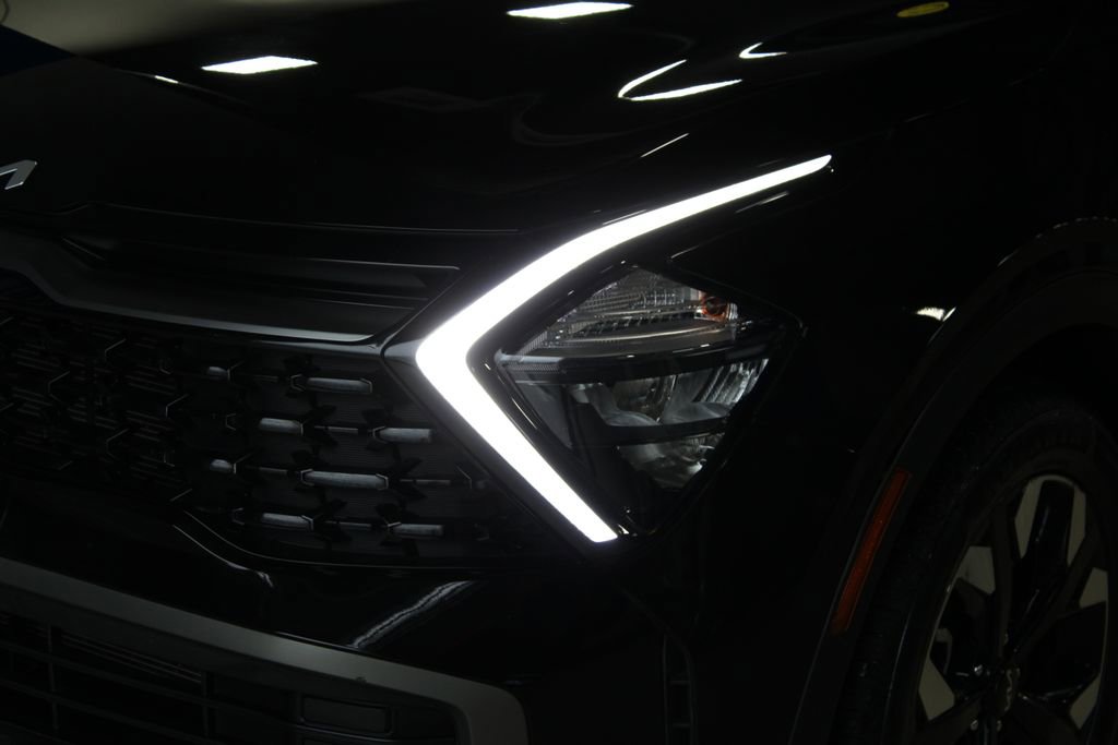 Used 2023 Kia Sportage X-Line w/ X-Line Premium Package image 2