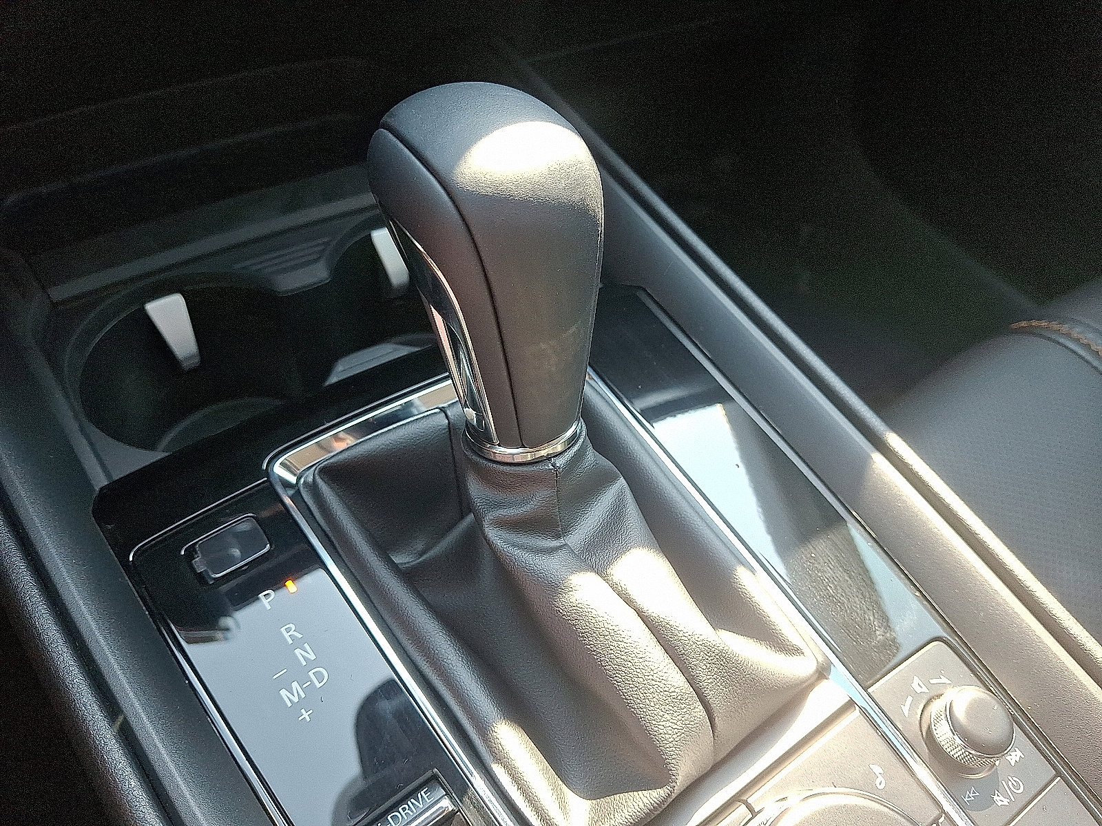 Used 2025 MAZDA CX-50 AWD 2.5 S w/ Premium Plus Pkg image 22