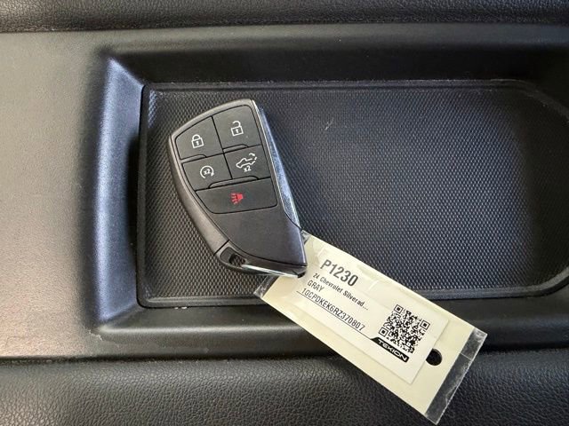 Used 2024 Chevrolet Silverado 1500 LT AWD/4WD image 34