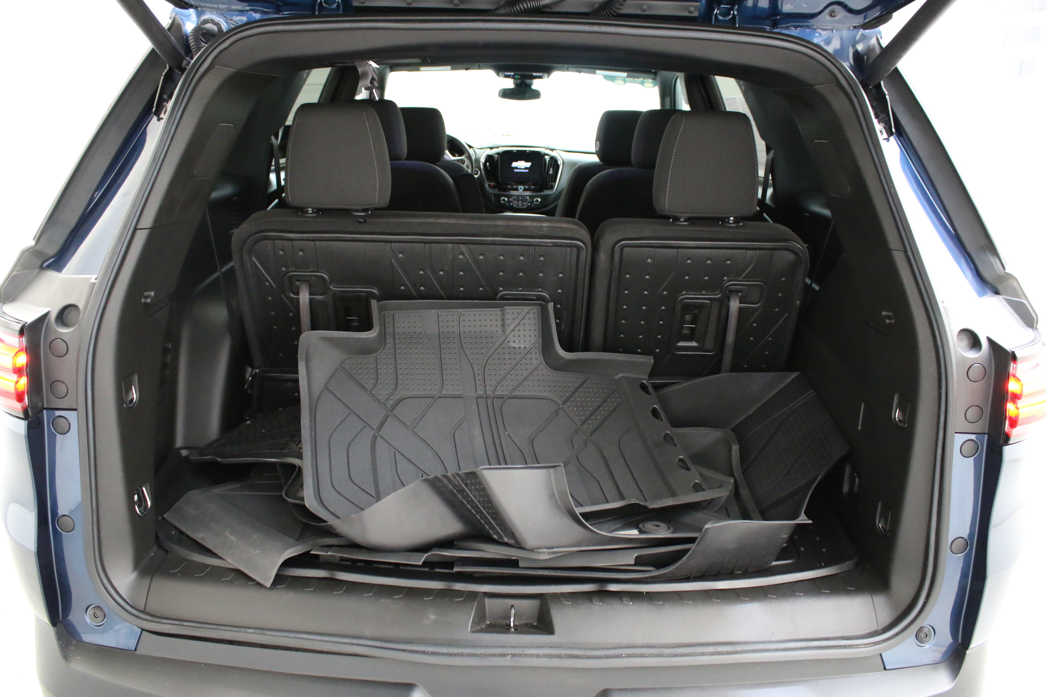 Certified 2023 Chevrolet Traverse LT w/ LPO, Floor Liner Package AWD/4WD image 25