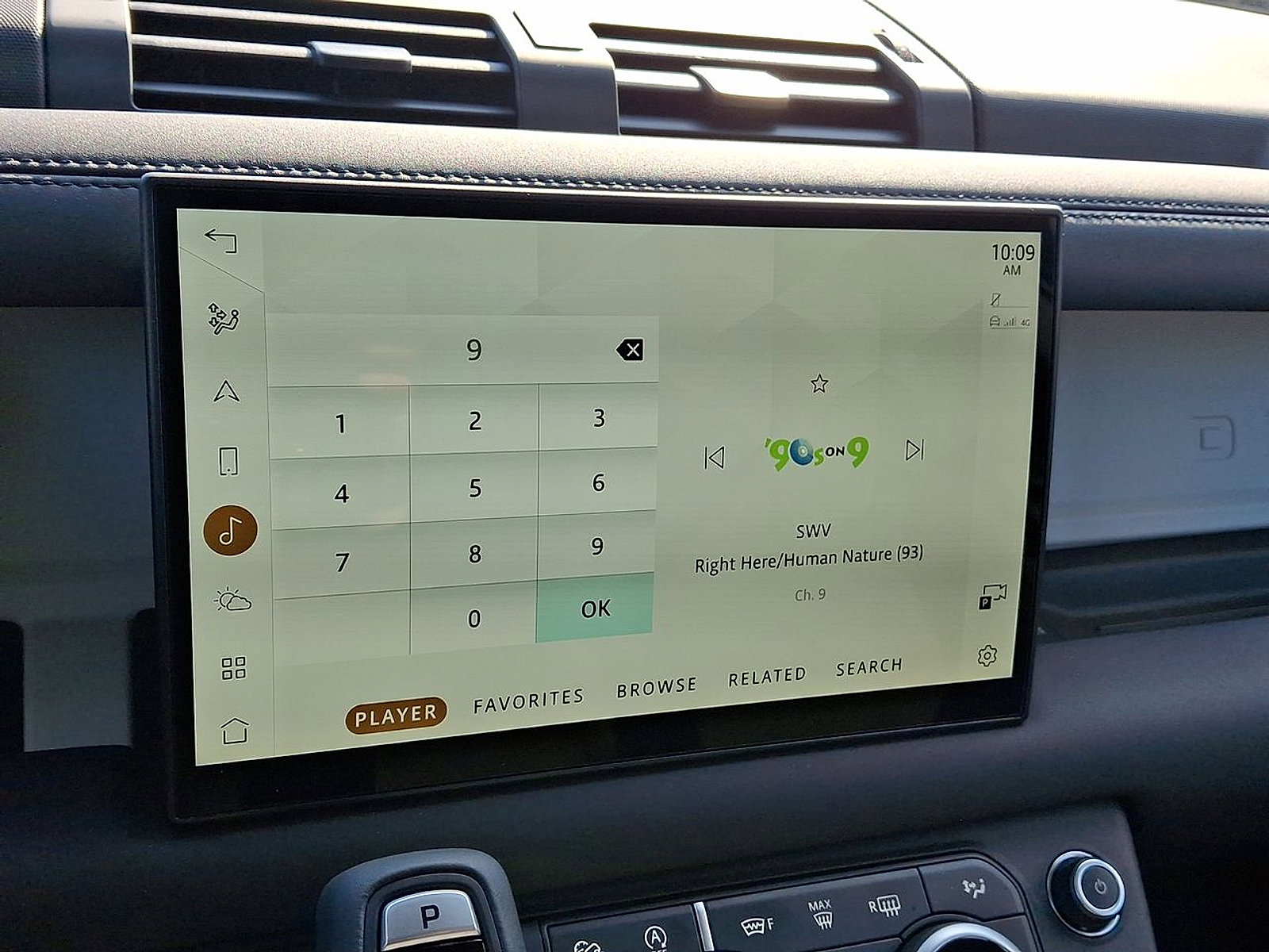 Certified 2025 Land Rover Defender 110 S image 23