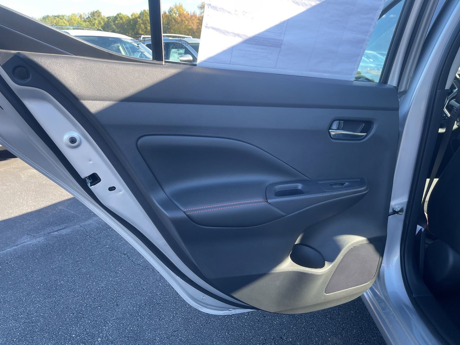 New 2025 Nissan Versa SR w/ Trunk Package image 15