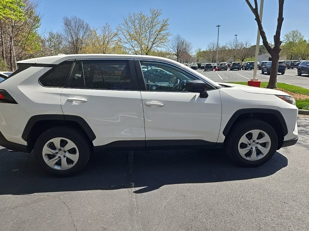 Certified 2025 Toyota RAV4 LE image 10