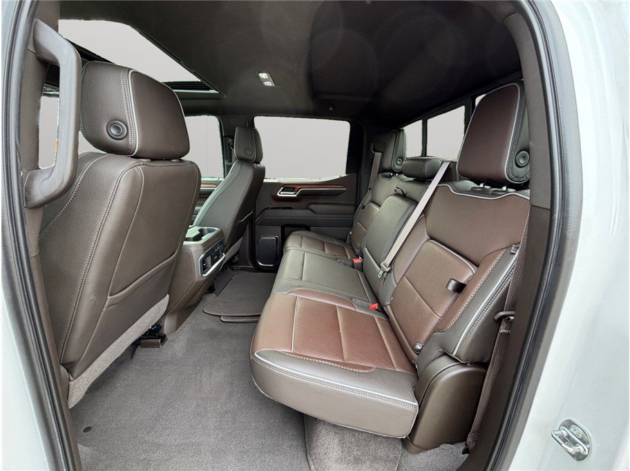 Used 2022 GMC Sierra 1500 Denali w/ Denali Reserve Package image 44