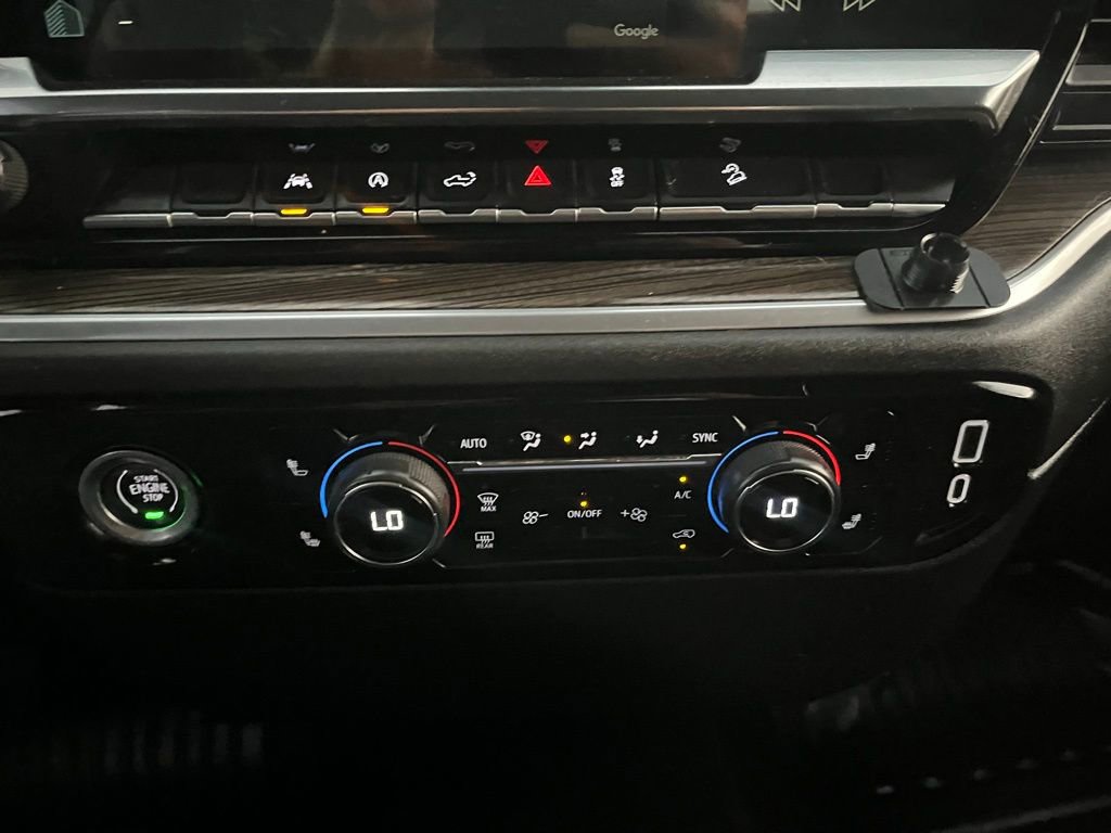 Used 2023 Chevrolet Silverado 1500 LT w/ Z71 Off-Road Package image 34