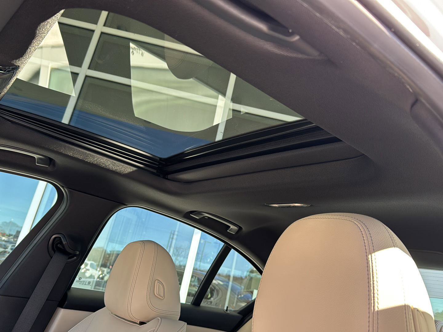 New 2026 BMW 330i xDrive Sedan w/ Premium Package image 27