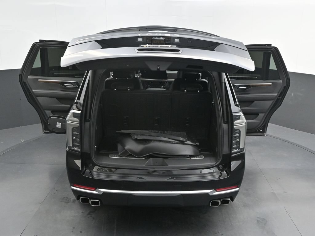 Used 2025 Chevrolet Tahoe High Country AWD/4WD image 52