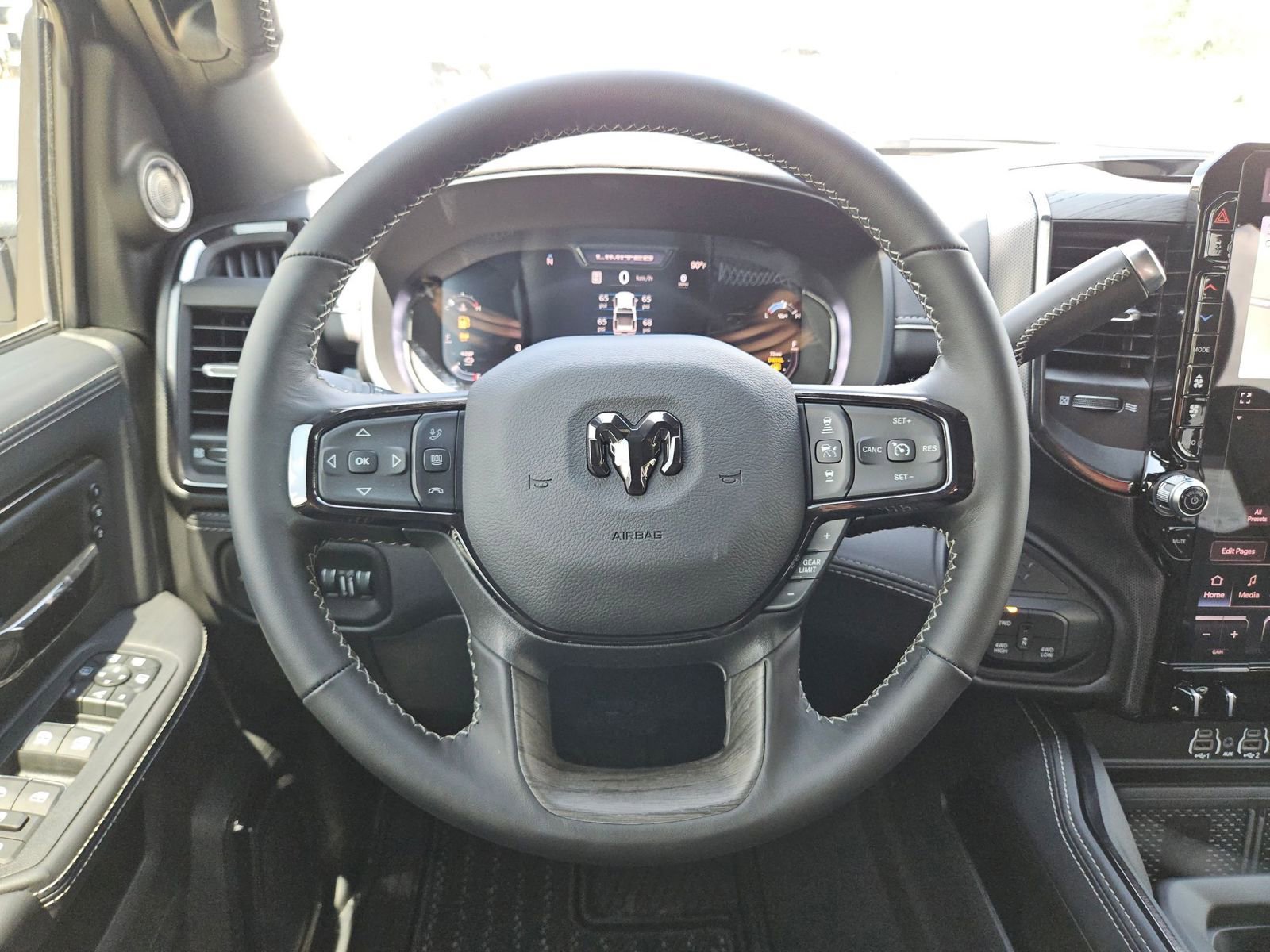 New 2026 RAM 2500 Limited AWD/4WD image 19