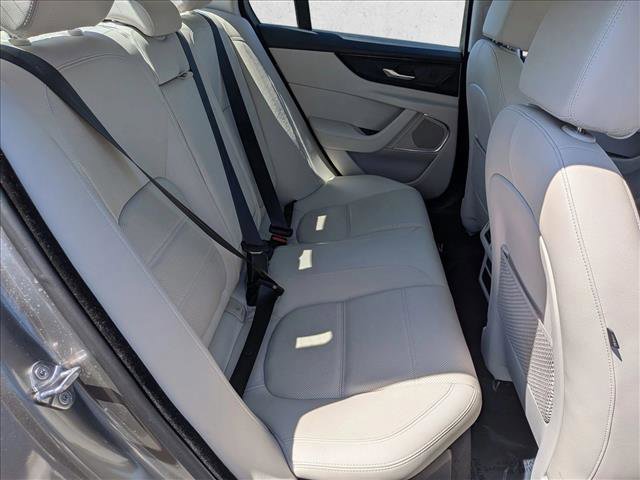Used 2020 Jaguar XE S image 19