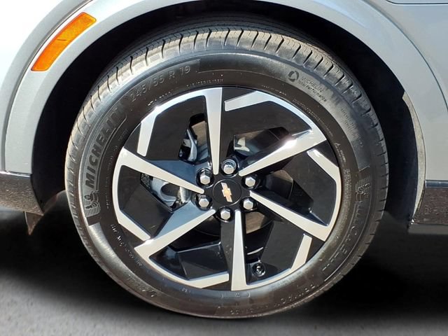 Used 2025 Chevrolet Equinox EV LT w/ Convenience Package FWD image 9