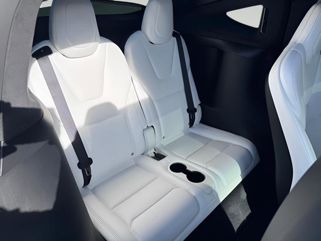 Used 2018 Tesla Model X 75D image 26