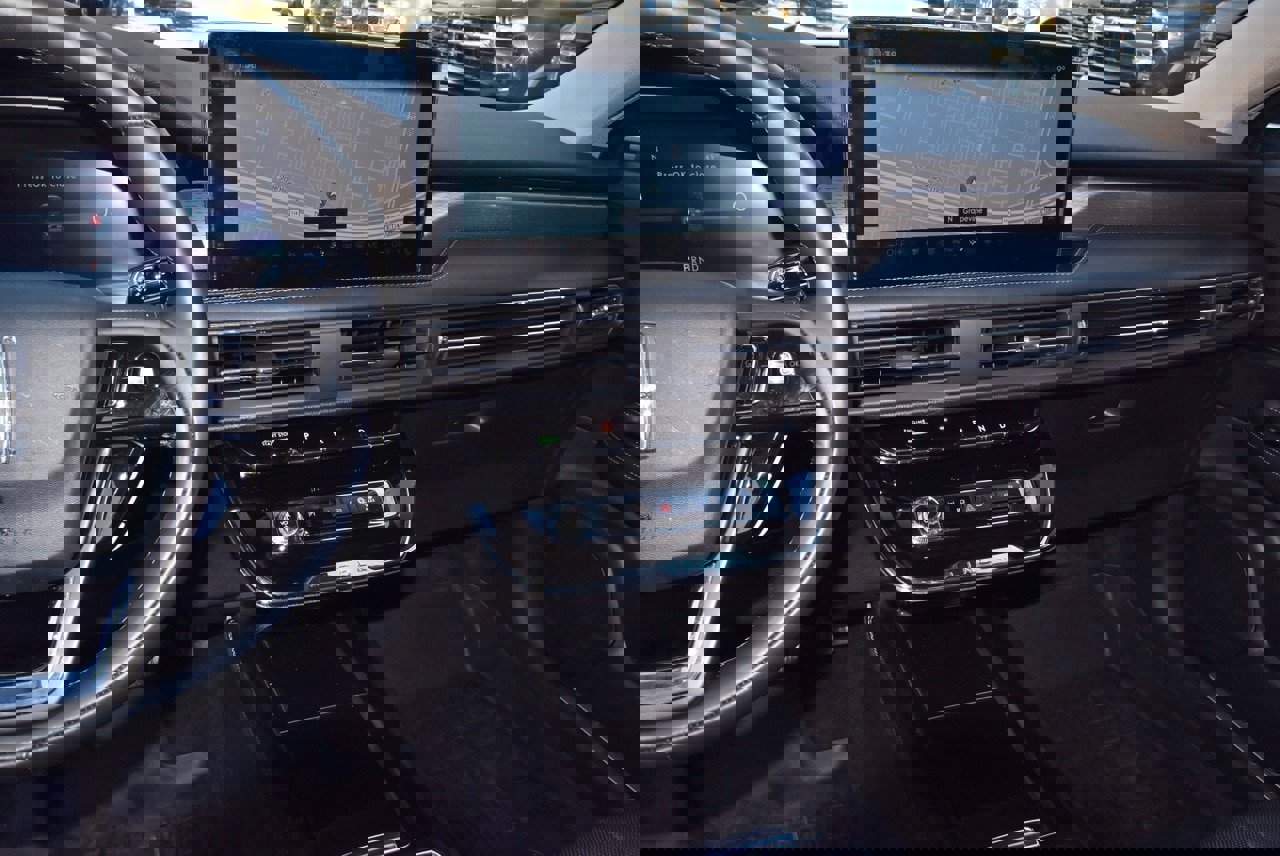 Certified 2025 Lincoln Corsair Grand Touring w/ Equipment Group 301A image 27