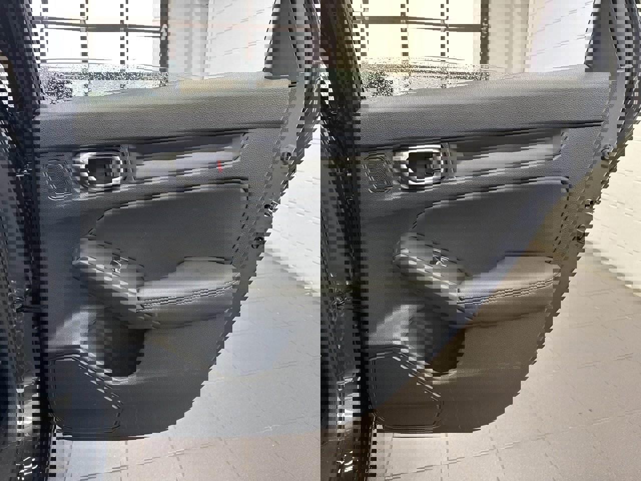 Used 2023 Honda Civic EX-L image 45