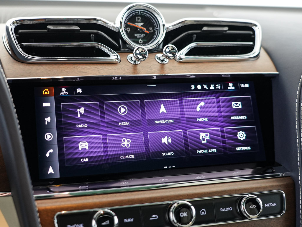 Certified 2023 Bentley Bentayga AWD/4WD image 23