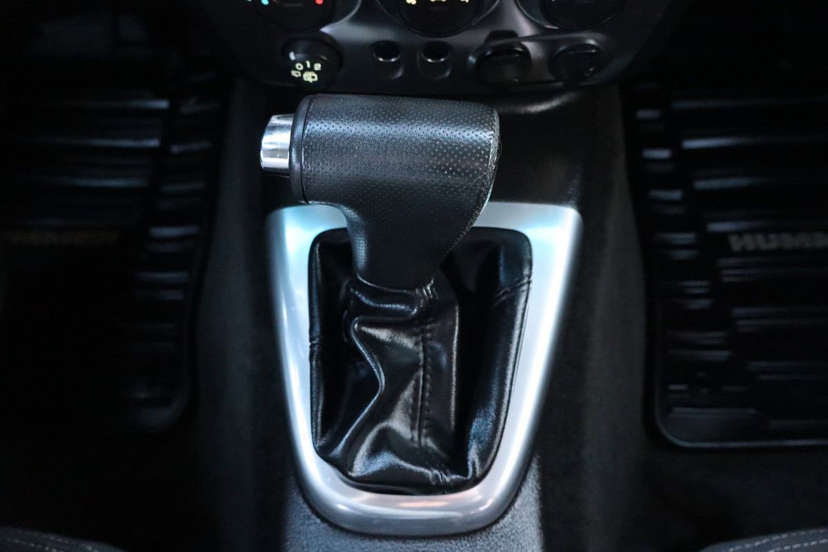 Used 2006 HUMMER H3 w/ Chrome Appearance Package image 34