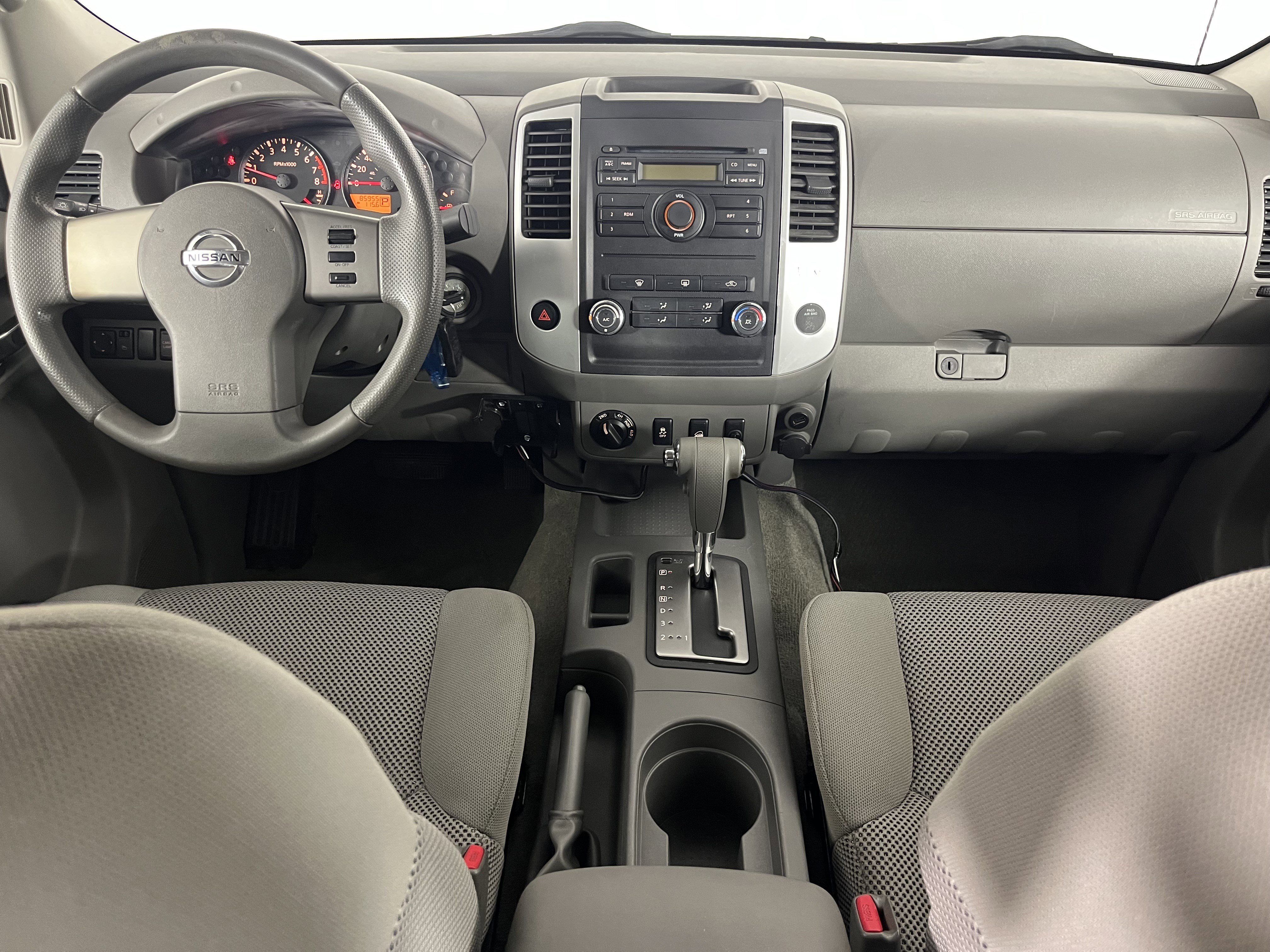 Used 2012 Nissan Frontier SV image 10