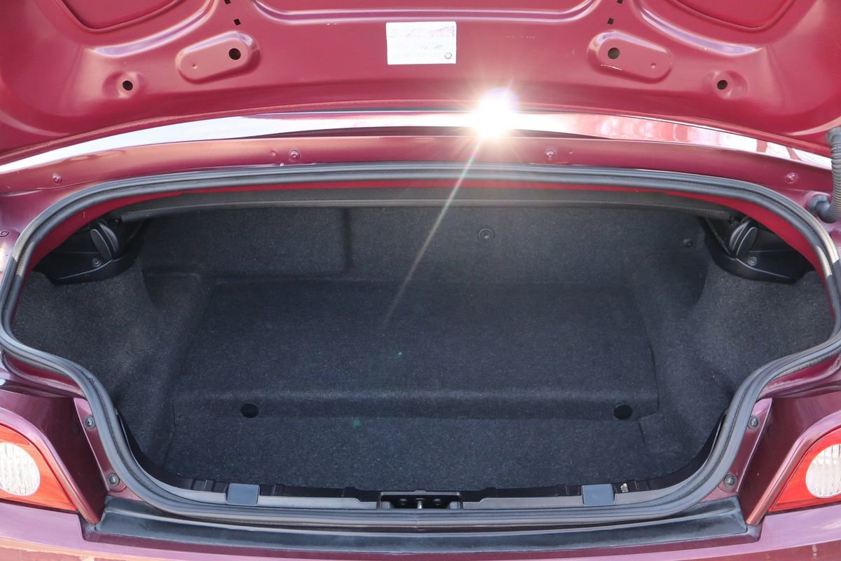 Used 2005 BMW Z4 3.0i image 14