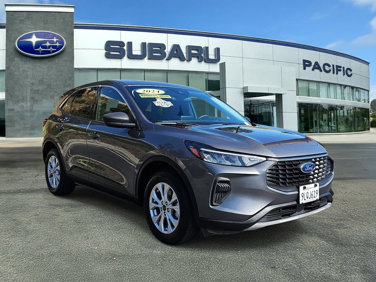 Used 2024 Ford Escape Active FWD image 1