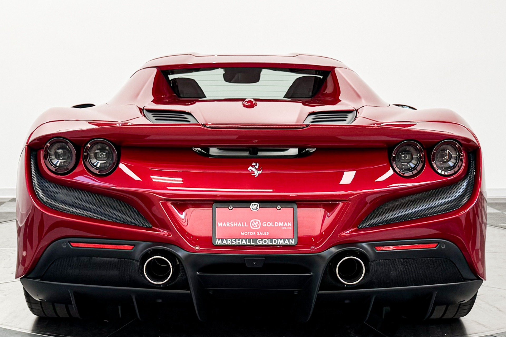 Used 2023 Ferrari F8 Tributo RWD image 40