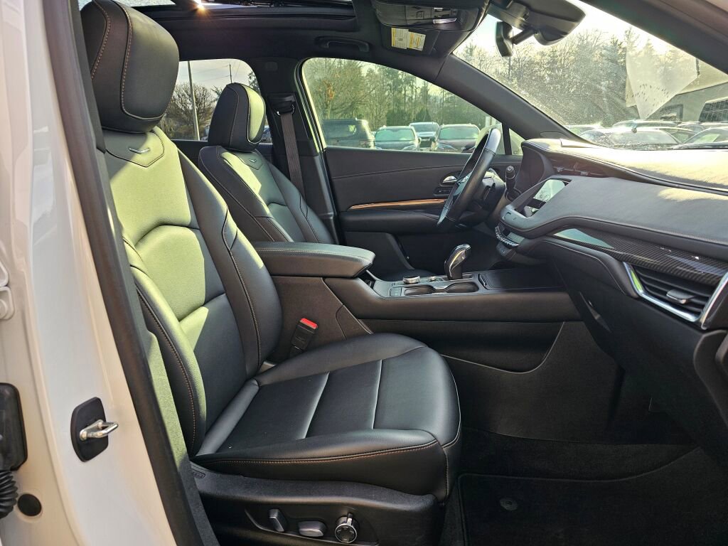 Used 2019 Cadillac XT4 Sport image 7