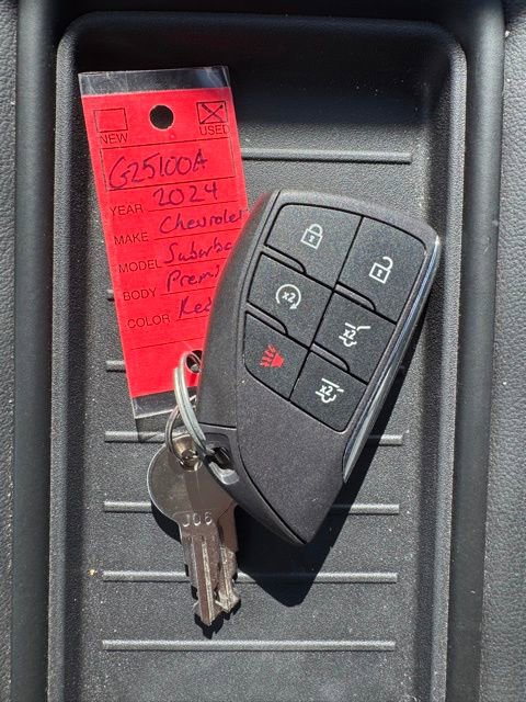 Used 2024 Chevrolet Suburban High Country w/ Advanced Technology Package image 45