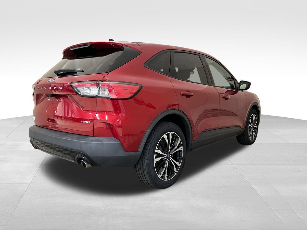 Used 2021 Ford Escape SE w/ SE Sport Appearance Package AWD/4WD image 5
