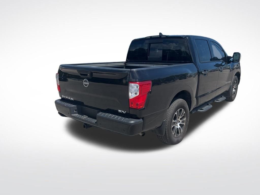 Certified 2024 Nissan Titan SV w/ SV Convenience Package image 3