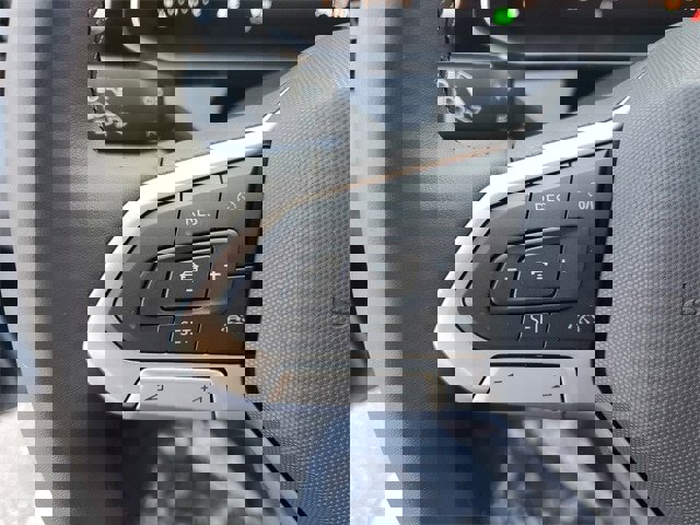 New 2025 Volkswagen Jetta SE image 19