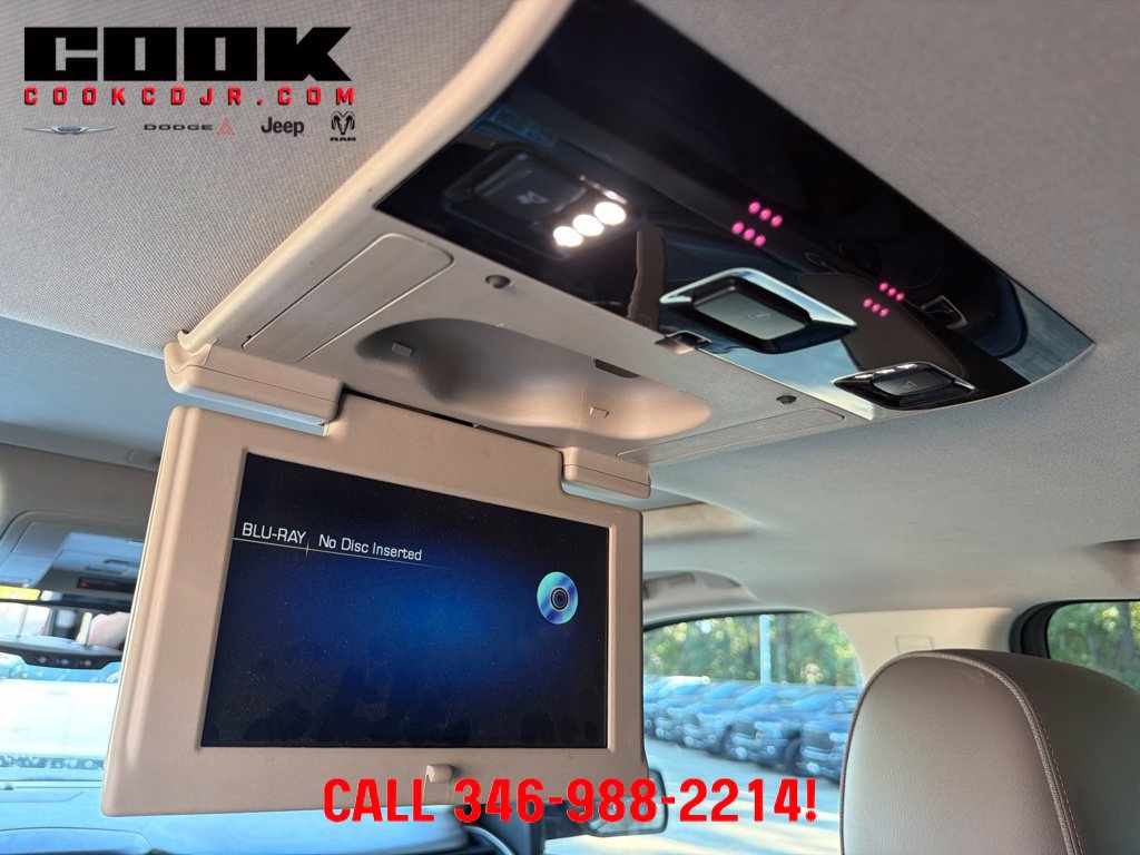 Used 2015 GMC Yukon Denali w/ Premium Package RWD image 12