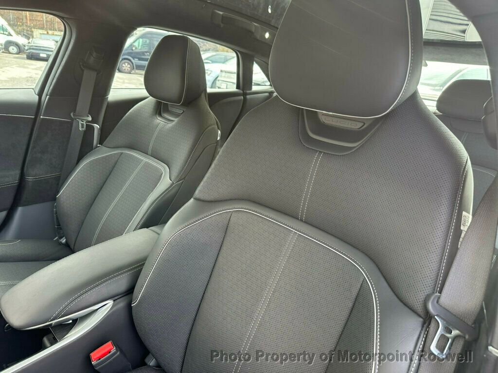 Used 2024 Lucid Air Grand Touring image 10