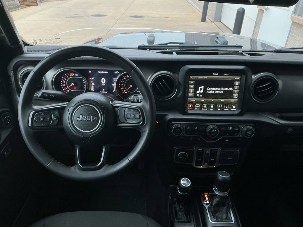 Used 2023 Jeep Wrangler Unlimited Sport AWD/4WD image 9