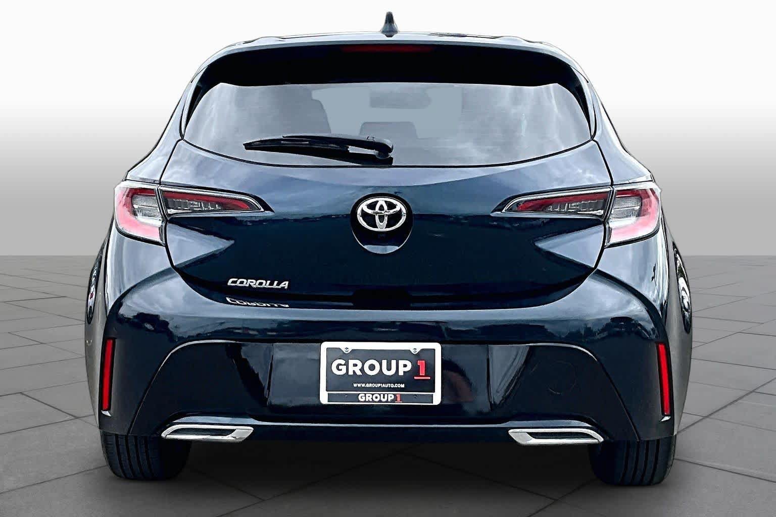 Certified 2022 Toyota Corolla SE w/ SE Preferred Package FWD image 4