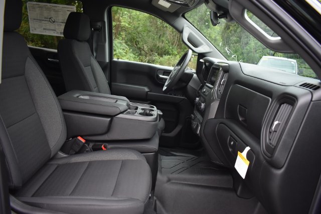 New 2026 Chevrolet Silverado 1500 Custom w/ Rally Edition AWD/4WD image 16