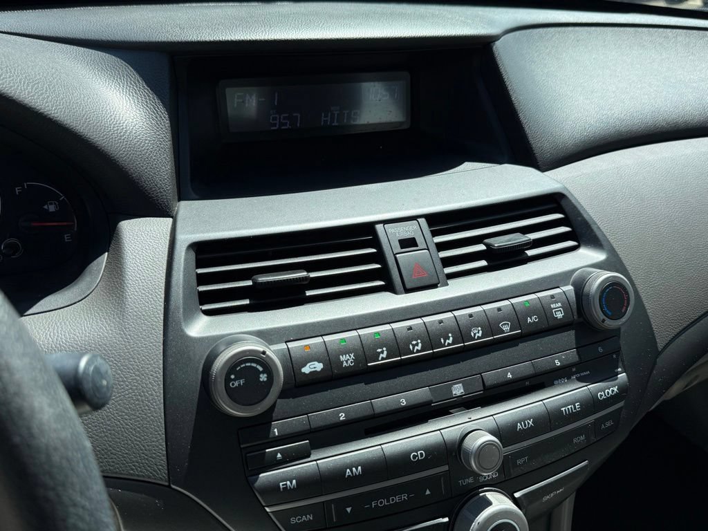 Used 2009 Honda Accord LX-P image 21