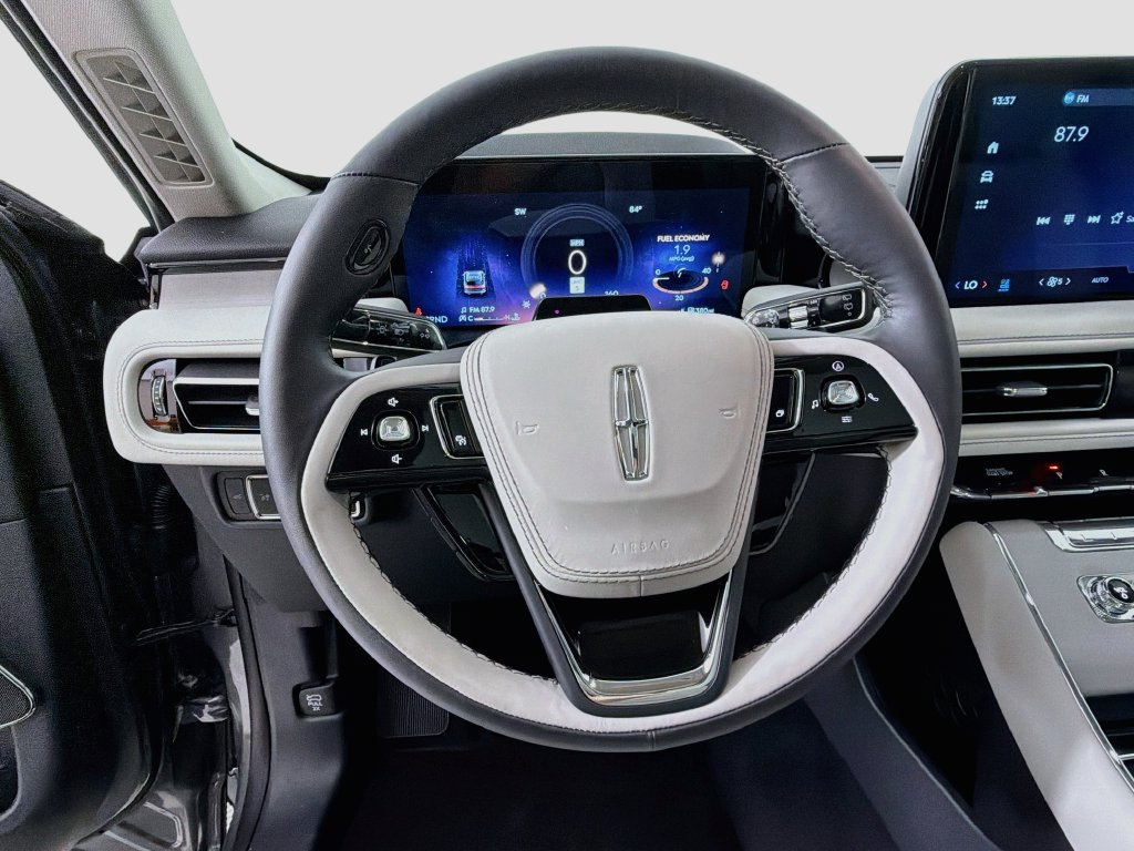 New 2027 Lincoln Aviator Reserve RWD image 11