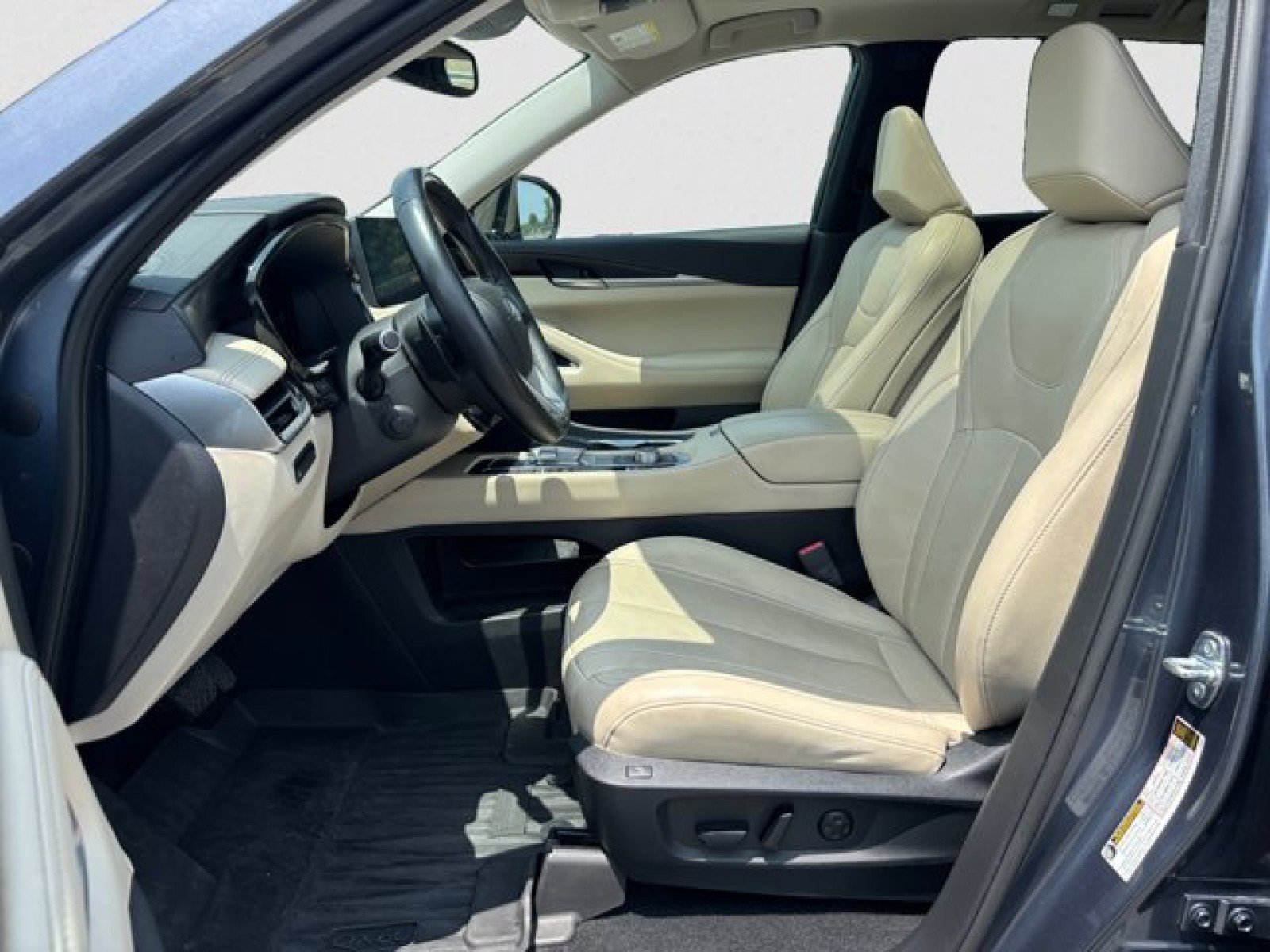 Certified 2022 INFINITI QX60 Sensory w/ Cargo Package AWD/4WD image 10