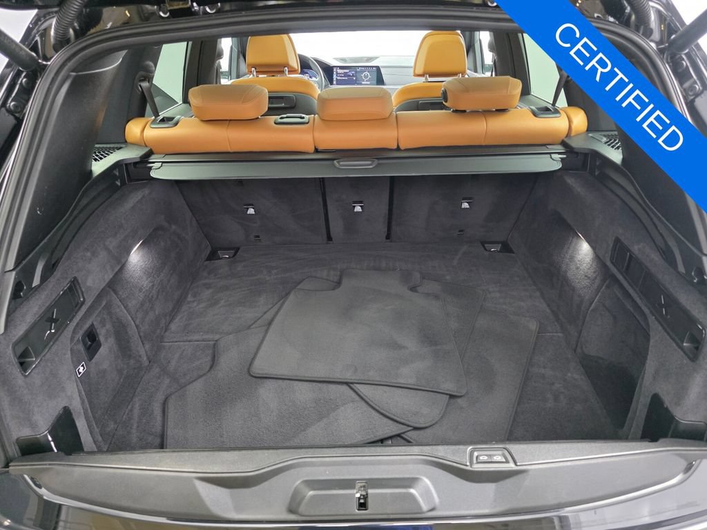 Certified 2023 BMW X5 xDrive45e w/ Luxury Seating Package AWD/4WD image 16